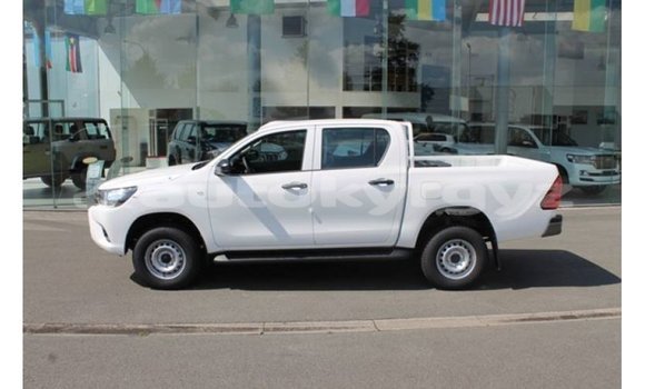 Buy Import Toyota Hilux White Car in Import - Dubai in Batken Buy Import Toyota Hilux White Car in Import - Dubai in Batken