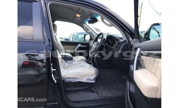 Buy Import Toyota Land Cruiser Black Car in Import - Dubai in Batken Buy Import Toyota Land Cruiser Black Car in Import - Dubai in Batken