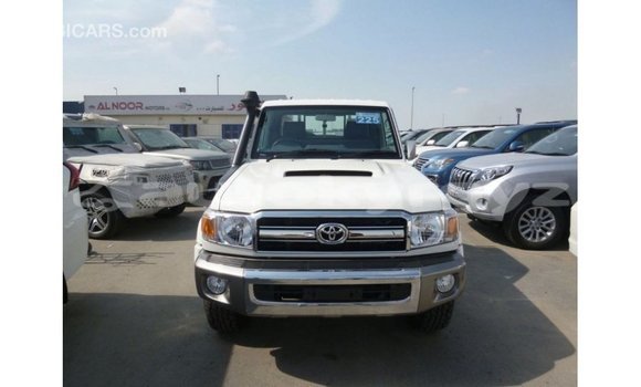 Buy Import Toyota Land Cruiser White Car in Import - Dubai in Batken Buy Import Toyota Land Cruiser White Car in Import - Dubai in Batken