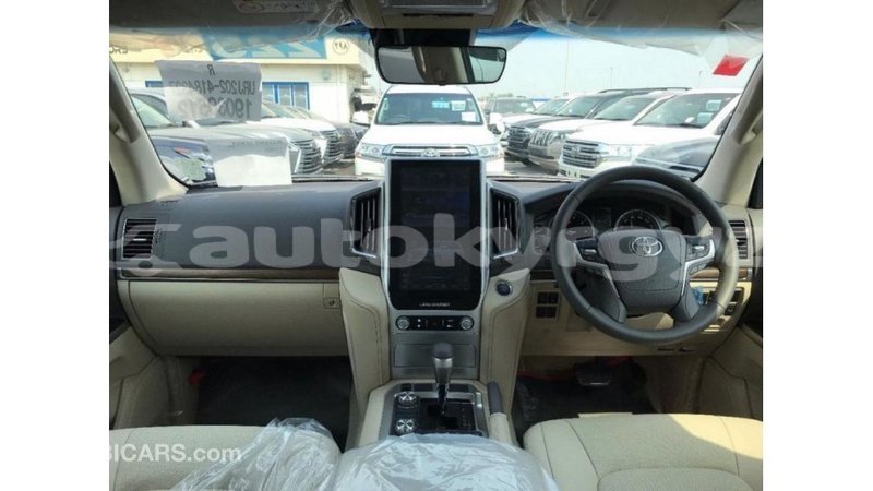 Big with watermark toyota land cruiser batken import dubai 3060