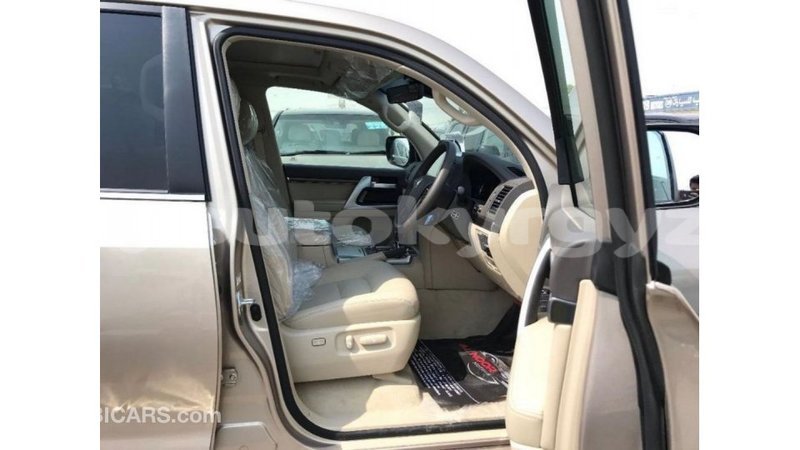 Big with watermark toyota land cruiser batken import dubai 3060