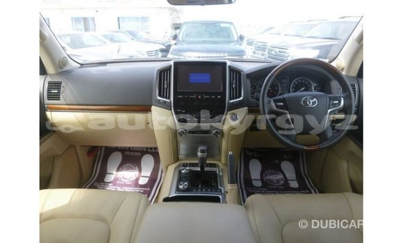 Buy Import Toyota Land Cruiser White Car in Import - Dubai in Batken Buy Import Toyota Land Cruiser White Car in Import - Dubai in Batken