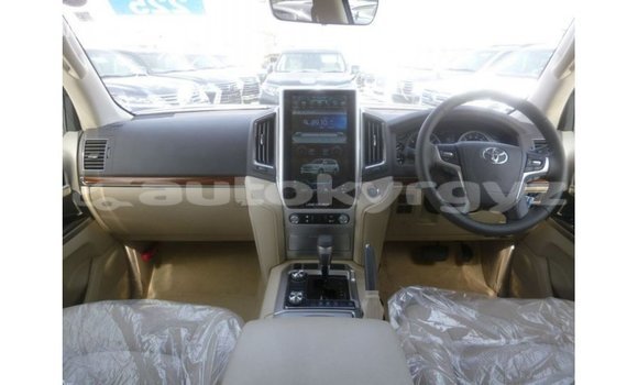 Buy Import Toyota Land Cruiser White Car in Import - Dubai in Batken Buy Import Toyota Land Cruiser White Car in Import - Dubai in Batken