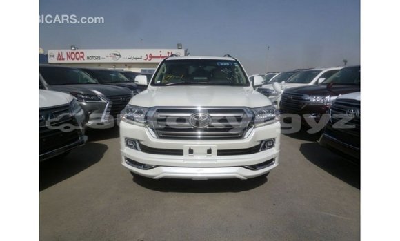 Buy Import Toyota Land Cruiser White Car in Import - Dubai in Batken Buy Import Toyota Land Cruiser White Car in Import - Dubai in Batken