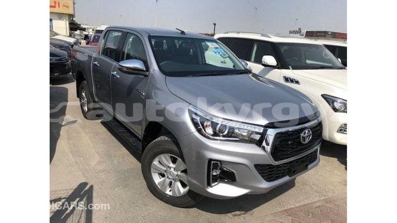 Big with watermark toyota hilux batken import dubai 3073