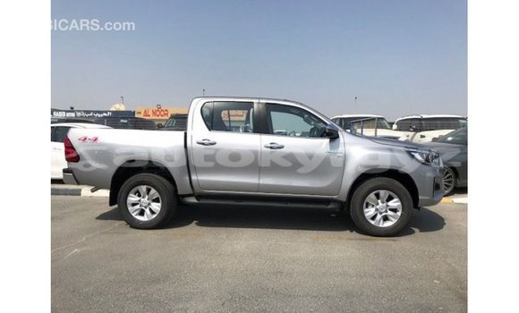 Buy Import Toyota Hilux Other Car in Import - Dubai in Batken Buy Import Toyota Hilux Other Car in Import - Dubai in Batken