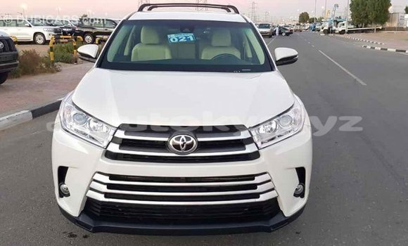 Buy Import Toyota Highlander White Car in Import - Dubai in Batken Buy Import Toyota Highlander White Car in Import - Dubai in Batken