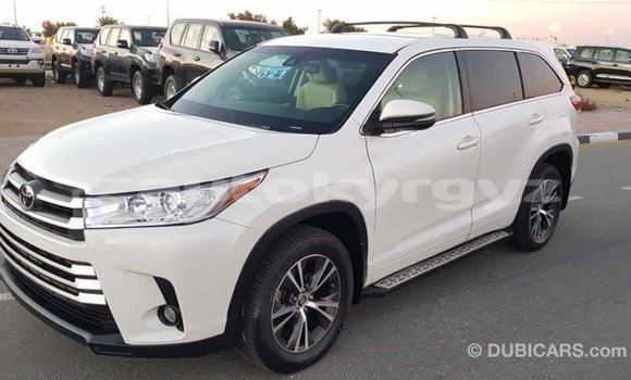Buy Import Toyota Highlander White Car in Import - Dubai in Batken Buy Import Toyota Highlander White Car in Import - Dubai in Batken