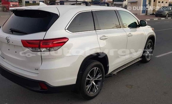 Buy Import Toyota Highlander White Car in Import - Dubai in Batken Buy Import Toyota Highlander White Car in Import - Dubai in Batken