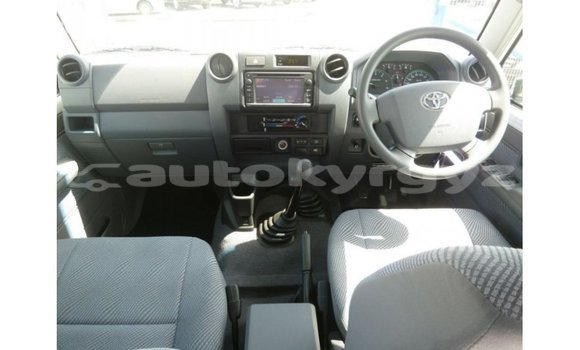 Buy Import Toyota Land Cruiser White Car in Import - Dubai in Batken Buy Import Toyota Land Cruiser White Car in Import - Dubai in Batken
