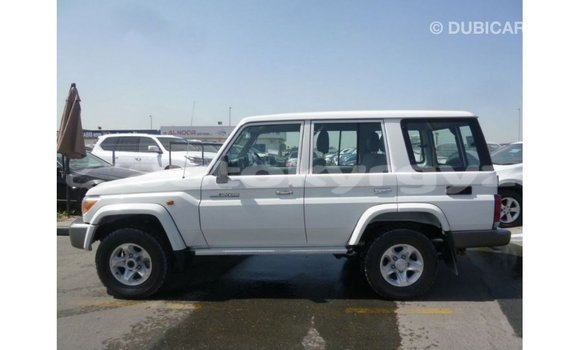 Buy Import Toyota Land Cruiser White Car in Import - Dubai in Batken Buy Import Toyota Land Cruiser White Car in Import - Dubai in Batken