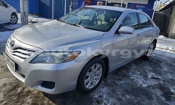 Buy Used Toyota Camry Silver Car in Bishkek in Bishkek Buy Used Toyota Camry Silver Car in Bishkek in Bishkek