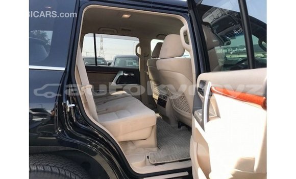 Buy Import Toyota Land Cruiser Black Car in Import - Dubai in Batken Buy Import Toyota Land Cruiser Black Car in Import - Dubai in Batken