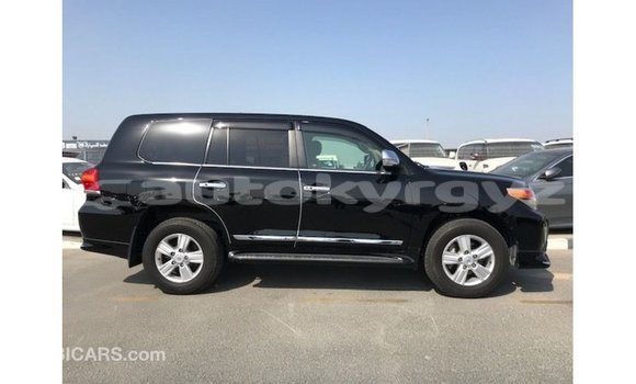 Buy Import Toyota Land Cruiser Black Car in Import - Dubai in Batken Buy Import Toyota Land Cruiser Black Car in Import - Dubai in Batken