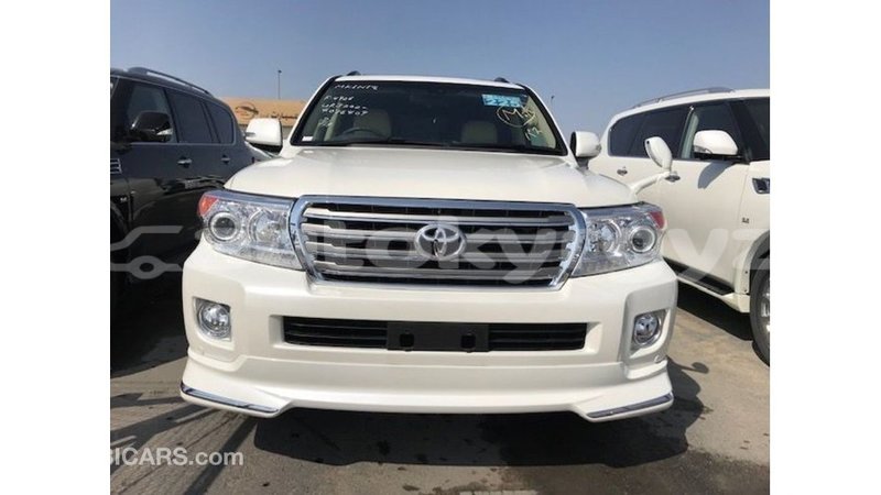 Big with watermark toyota land cruiser batken import dubai 3112