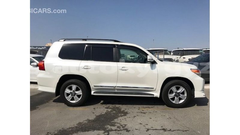 Big with watermark toyota land cruiser batken import dubai 3112