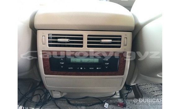 Buy Import Toyota Land Cruiser White Car in Import - Dubai in Batken Buy Import Toyota Land Cruiser White Car in Import - Dubai in Batken