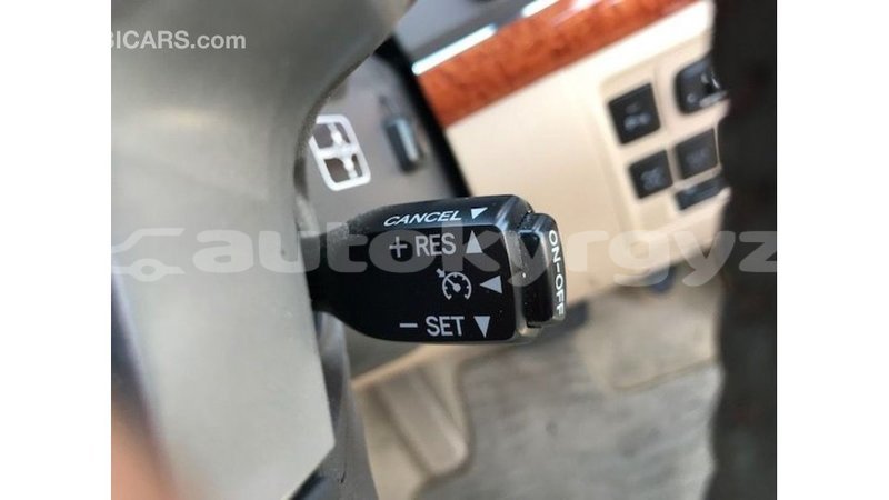 Big with watermark toyota land cruiser batken import dubai 3112