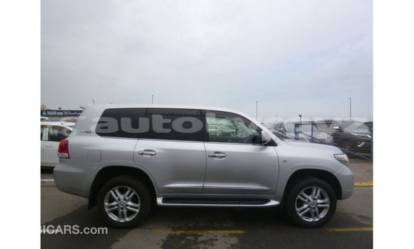 Buy Import Toyota Land Cruiser Other Car in Import - Dubai in Batken Buy Import Toyota Land Cruiser Other Car in Import - Dubai in Batken