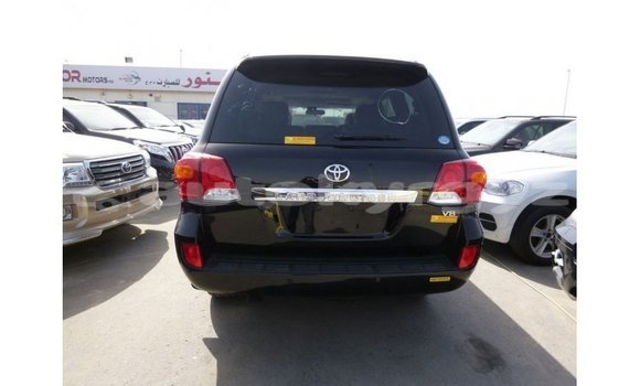 Buy Import Toyota Land Cruiser Black Car in Import - Dubai in Batken Buy Import Toyota Land Cruiser Black Car in Import - Dubai in Batken