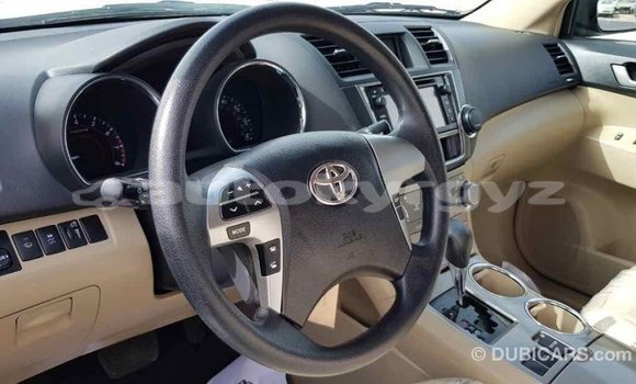 Buy Import Toyota Highlander Black Car in Import - Dubai in Batken Buy Import Toyota Highlander Black Car in Import - Dubai in Batken