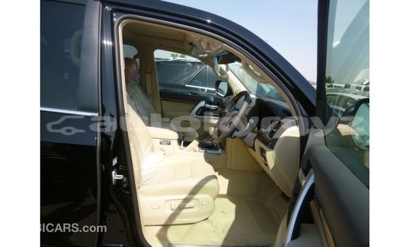 Buy Import Toyota Land Cruiser Black Car in Import - Dubai in Batken Buy Import Toyota Land Cruiser Black Car in Import - Dubai in Batken