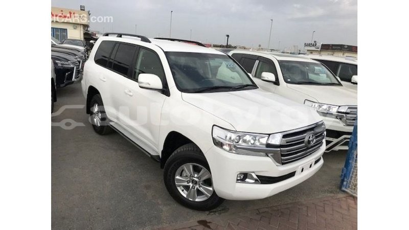 Big with watermark toyota land cruiser batken import dubai 3126