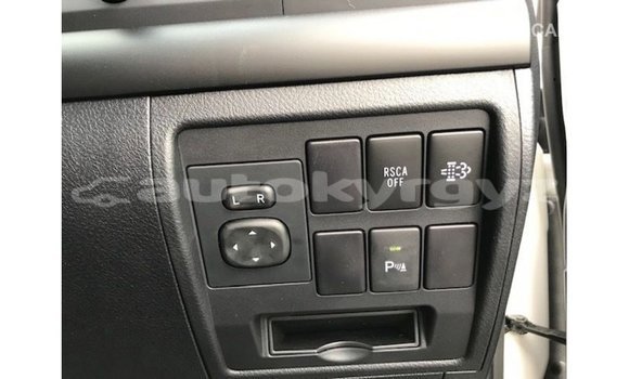 Buy Import Toyota Land Cruiser White Car in Import - Dubai in Batken Buy Import Toyota Land Cruiser White Car in Import - Dubai in Batken