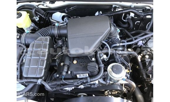 Buy Import Toyota Prado White Car in Import - Dubai in Batken Buy Import Toyota Prado White Car in Import - Dubai in Batken