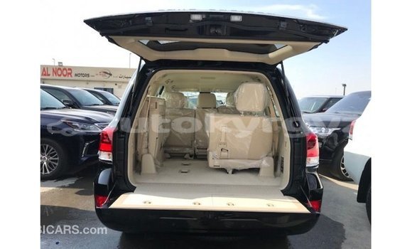 Buy Import Toyota Land Cruiser Black Car in Import - Dubai in Batken Buy Import Toyota Land Cruiser Black Car in Import - Dubai in Batken