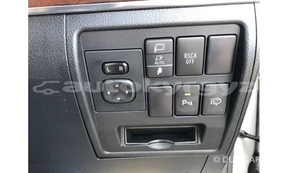Buy Import Toyota Land Cruiser White Car in Import - Dubai in Batken Buy Import Toyota Land Cruiser White Car in Import - Dubai in Batken