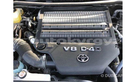 Buy Import Toyota Land Cruiser White Car in Import - Dubai in Batken Buy Import Toyota Land Cruiser White Car in Import - Dubai in Batken