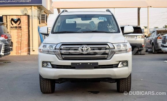 Buy Import Toyota Land Cruiser White Car in Import - Dubai in Batken Buy Import Toyota Land Cruiser White Car in Import - Dubai in Batken