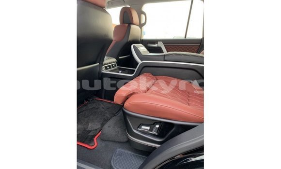 Buy Import Toyota Land Cruiser Black Car in Import - Dubai in Batken Buy Import Toyota Land Cruiser Black Car in Import - Dubai in Batken