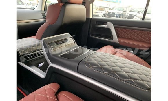 Buy Import Toyota Land Cruiser Black Car in Import - Dubai in Batken Buy Import Toyota Land Cruiser Black Car in Import - Dubai in Batken