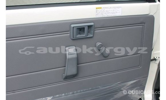 Buy Import Toyota Land Cruiser White Car in Import - Dubai in Batken Buy Import Toyota Land Cruiser White Car in Import - Dubai in Batken