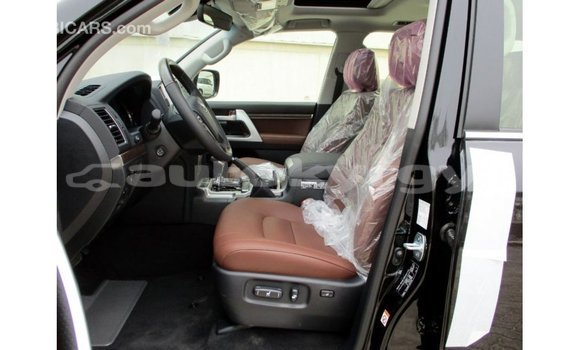 Buy Import Toyota Land Cruiser Black Car in Import - Dubai in Batken Buy Import Toyota Land Cruiser Black Car in Import - Dubai in Batken