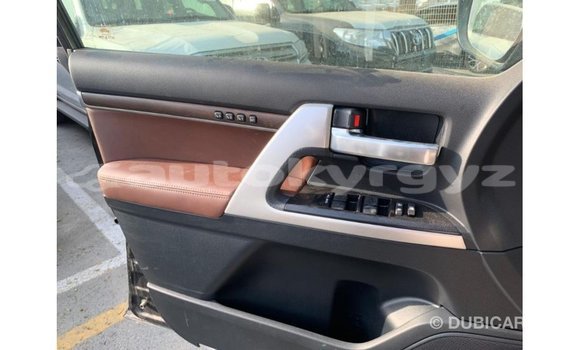Buy Import Toyota Land Cruiser Black Car in Import - Dubai in Batken Buy Import Toyota Land Cruiser Black Car in Import - Dubai in Batken