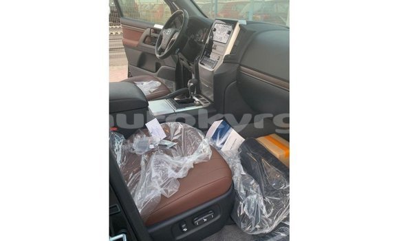 Buy Import Toyota Land Cruiser Black Car in Import - Dubai in Batken Buy Import Toyota Land Cruiser Black Car in Import - Dubai in Batken
