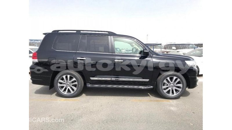 Big with watermark toyota land cruiser batken import dubai 3172