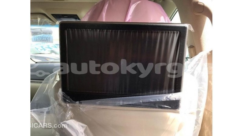 Big with watermark toyota land cruiser batken import dubai 3172
