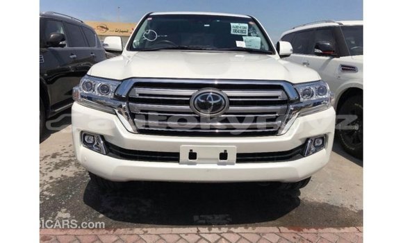 Buy Import Toyota Land Cruiser White Car in Import - Dubai in Batken Buy Import Toyota Land Cruiser White Car in Import - Dubai in Batken