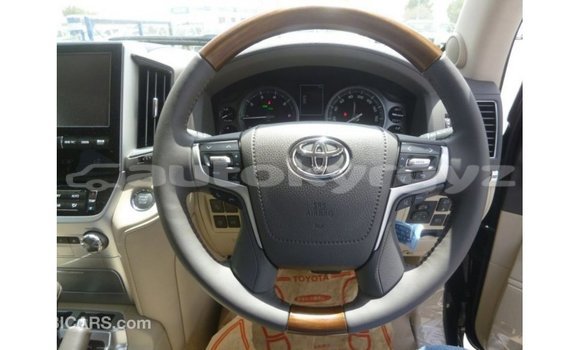 Buy Import Toyota Land Cruiser Black Car in Import - Dubai in Batken Buy Import Toyota Land Cruiser Black Car in Import - Dubai in Batken