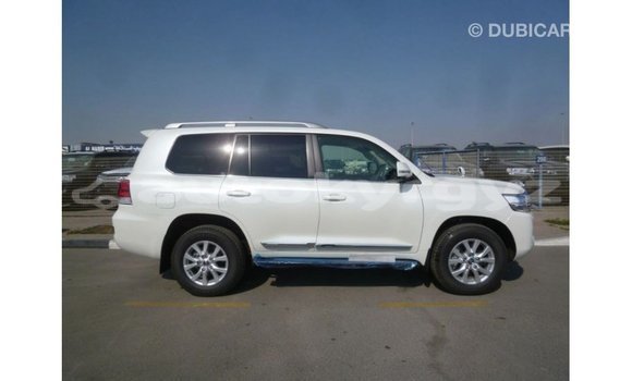 Buy Import Toyota Land Cruiser White Car in Import - Dubai in Batken Buy Import Toyota Land Cruiser White Car in Import - Dubai in Batken