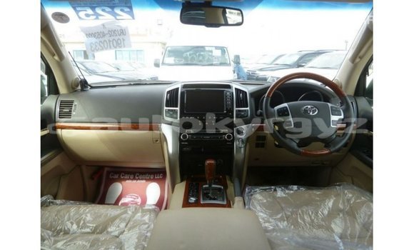 Buy Import Toyota Land Cruiser White Car in Import - Dubai in Batken Buy Import Toyota Land Cruiser White Car in Import - Dubai in Batken