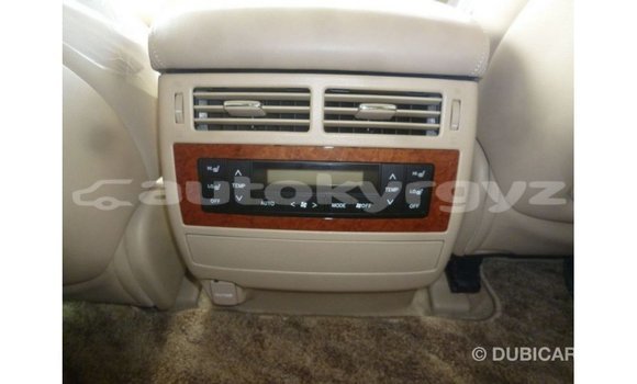 Buy Import Toyota Land Cruiser White Car in Import - Dubai in Batken Buy Import Toyota Land Cruiser White Car in Import - Dubai in Batken