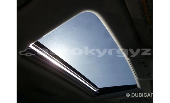 Buy Import Toyota Land Cruiser White Car in Import - Dubai in Batken Buy Import Toyota Land Cruiser White Car in Import - Dubai in Batken