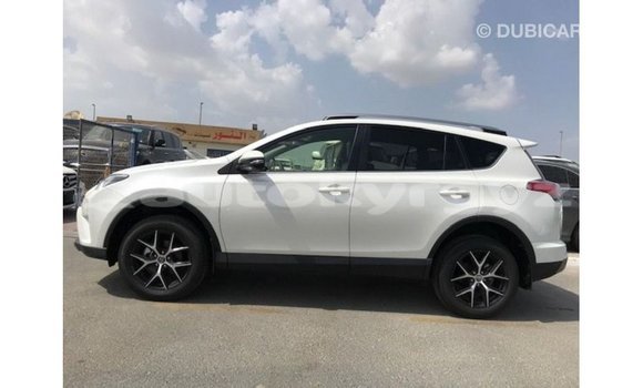 Buy Import Toyota 4Runner White Car in Import - Dubai in Batken Buy Import Toyota 4Runner White Car in Import - Dubai in Batken