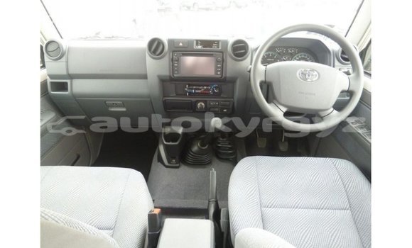 Buy Import Toyota Land Cruiser White Car in Import - Dubai in Batken Buy Import Toyota Land Cruiser White Car in Import - Dubai in Batken