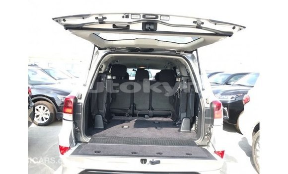Buy Import Toyota Land Cruiser Other Car in Import - Dubai in Batken Buy Import Toyota Land Cruiser Other Car in Import - Dubai in Batken